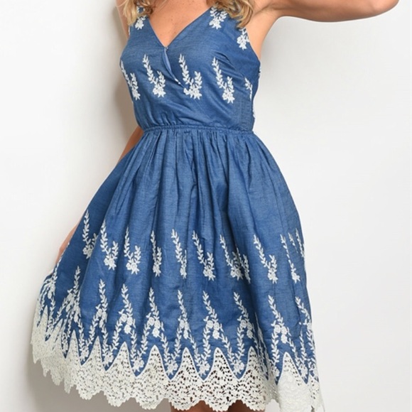 The Elsa Denim Dress - Picture 3 of 5